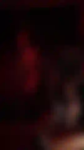 Silhueta em luz vermelha :p quer me ver provocando você?: P.