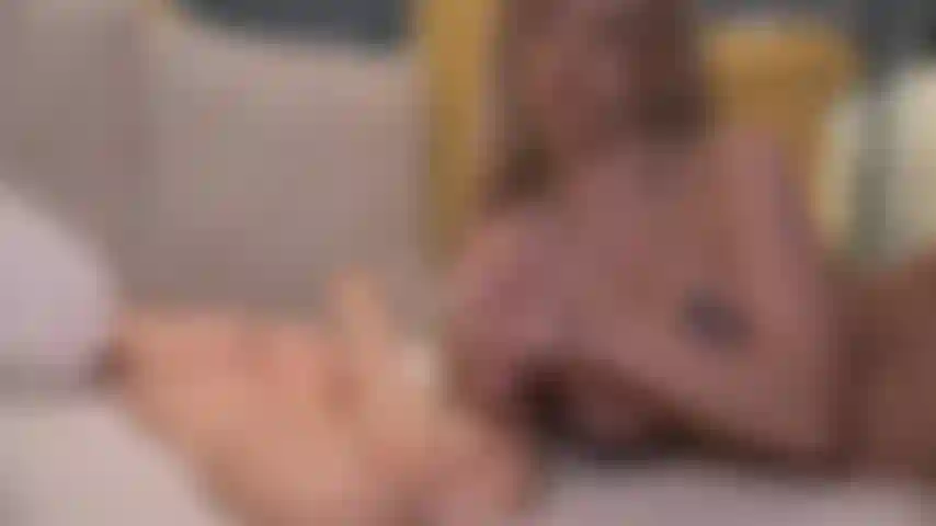 Fodendo sua bunda safada com força e profundidade.