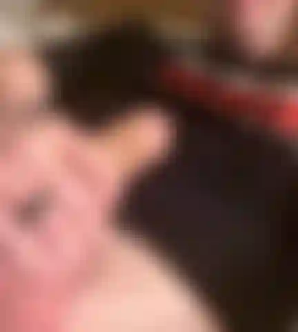 Que gosta de se masturbar.