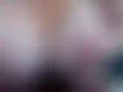 Peitos grandes e desleixados - você adora ver peitos grandes e macios naturais ficando lindos e desleixados? Então esse vídeo é para você! Jackie tira seus peitos enormes, ela chupa os mamilos deixando batom por todo lado...