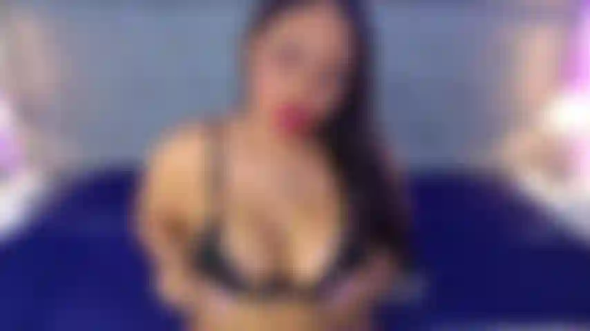 Peitos suculentos e uma foda deliciosa.