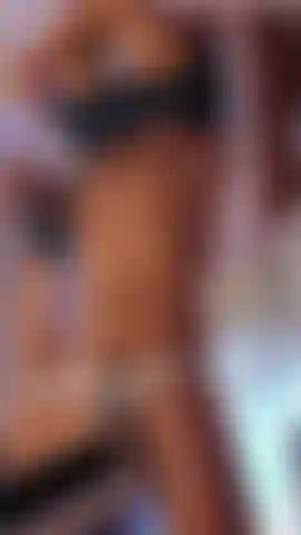 Me surpreenda com sua língua 😋 no meu cu peludo surprise me with your tongue 😋 on my hairy ass.