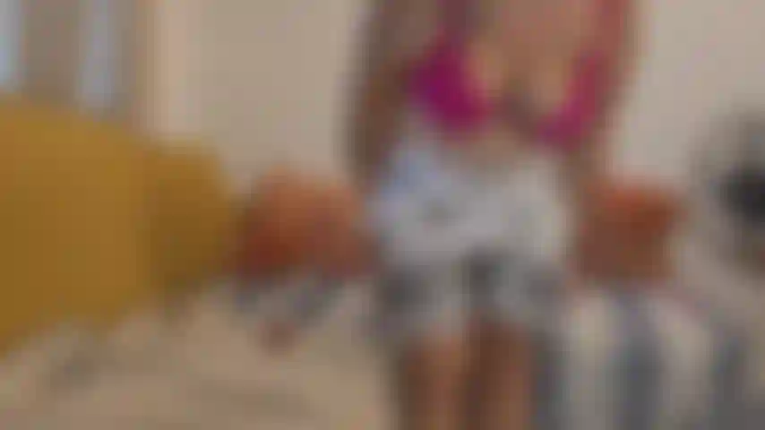 Jade is back this week with a sweet potato for #FoodieFridays where she will be fucking different foods each week.  Drop me a dm with your suggestions for the next food you want me to fuck!