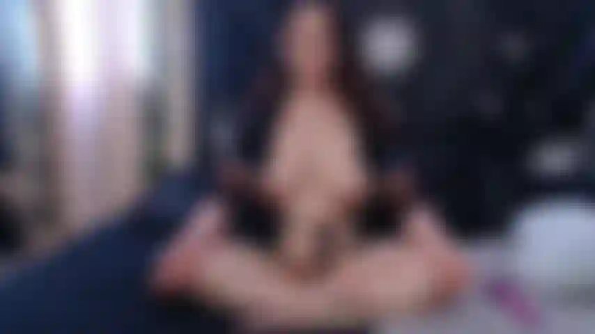 Tentando meditar com meu vibrador.