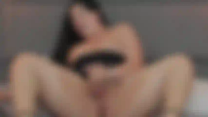 Aproveite um momento safado comigo, vamos nos masturbar juntos.