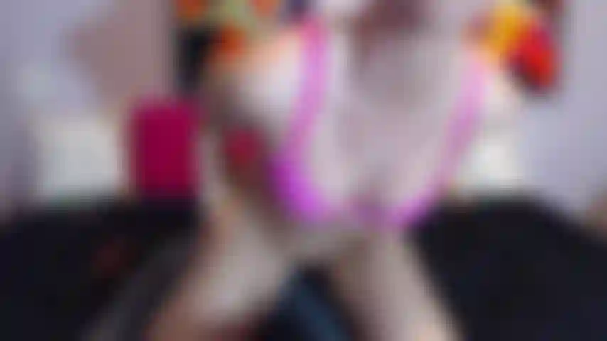 Jayda grande brinquedo anal e enorme buceta de brinquedo.