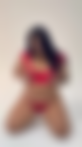 Hoje a lingerie não será empecilho para o prazer.