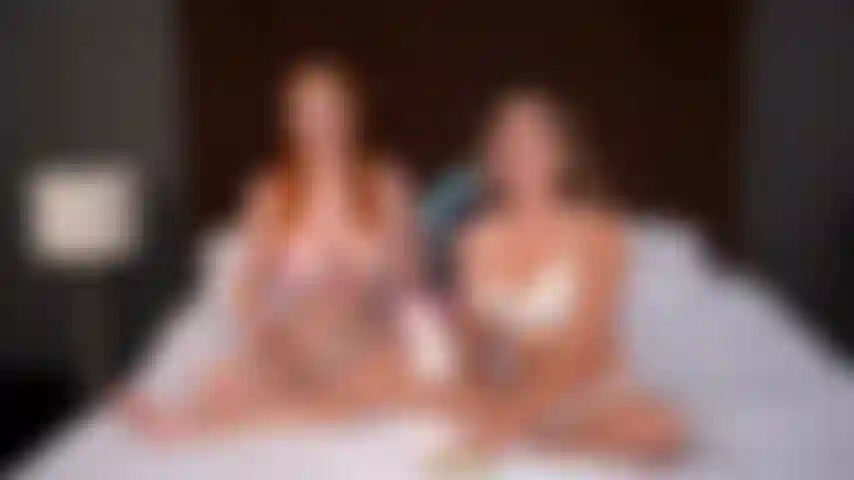 Patrulha sexual - milf lauren phillips e babe katie kush enlouquecem dildo de duas cabeças.