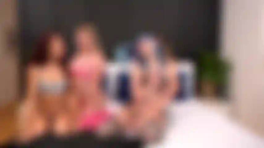 Noite de cosplay - tyler nixon recebe todas as garotas de cosplay jewelz blu, sabina rouge e eliza eves no show de cosplay ao vivo na câmera do quarteto.