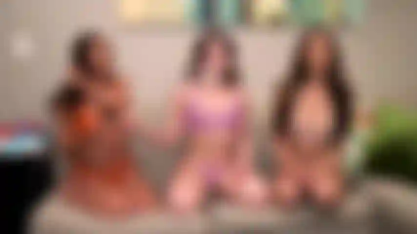 Festa de brinquedos sexuais - aria lee, alexia anders e armani black se divertem com vários brinquedos.