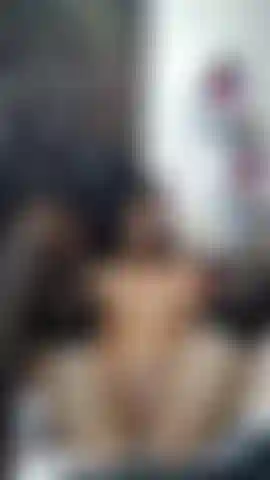 Adoro brincar com minha bucetinha molhada junte-se comigo!!