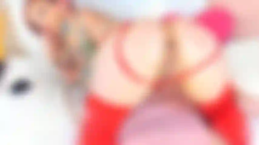 Buceta dedilhando cachorrinho.