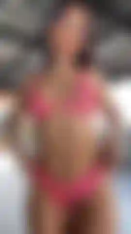 Meu corpo quer um pouco de punição.