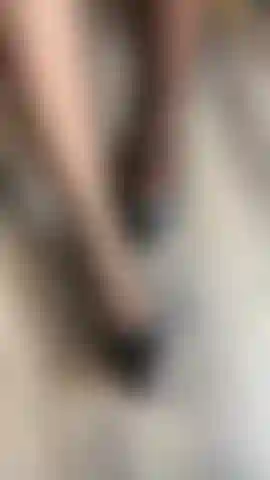 Para os amantes dos pés.