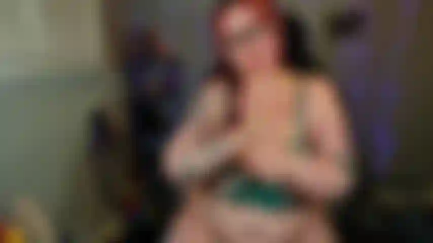 Perdedora sem buceta para o resto da vida! Sph com contagem regressiva de porra.