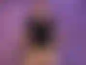 Quero ver você acariciar seu pau exatamente como eu digo enquanto mostro minha bunda e minha buceta perfeita através da minha meia-calça. Vou até mostrar meus peitos grandes também. Vou brincar também xxx.