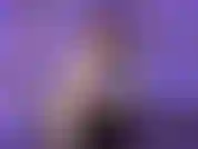 Vejo que você fez todas as suas tarefas hoje, escrava. Você merece seu presente. Você pode cheirar meus saltos altos suados, meus pés de meia-calça e depois lamber minha bunda enquanto você sacode seu pau e depois come seu esperma.