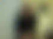 Você sabe como dissemos que essa coisa de traição ficaria entre nós. Bem, todo mundo sabe agora. Poderia dizer que é uma coisa mútua ou poderia dizer a todos o quão patético é o seu pênis. Coma sua porra e mentirei por você.