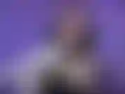 Decidi que nunca mais vou deixar você sair de sua gaiola de castidade e brincar com seu pau patético e inútil. Você só vai gozar se for fodida de agora em diante. Vamos começar seu treinamento hoje.