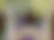 Vamos jogar hoje. Vou deitar de bruços e deixar você olhar minha bunda deliciosa enquanto acaricia seu pau. O jogo é que você tem que se masturbar com o jeito que eu mexo os dedos dos pés.