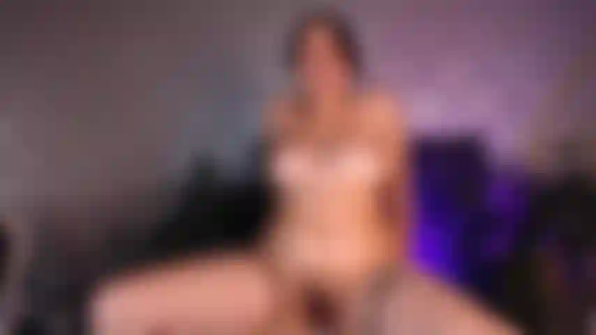 im your secretary, fuck me overr your table so hard plis!