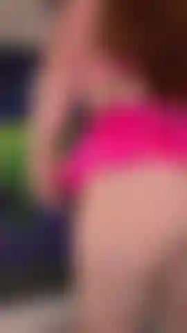 Short skirt, No panties twerking