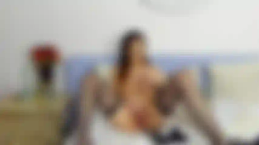 Buceta dedilhando de perto!