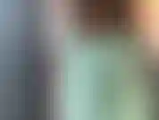 Chuveiro matinal. Tirando minha roupa de ginástica, ensaboando minha bunda e peitos. Esfregando o bichano.