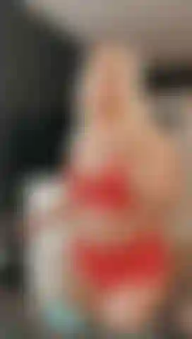 Fumando na esteira e depois gozando.