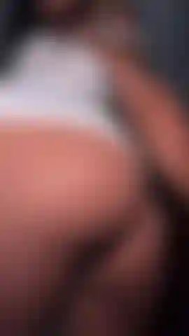 my hot ass wants a couple of spankings