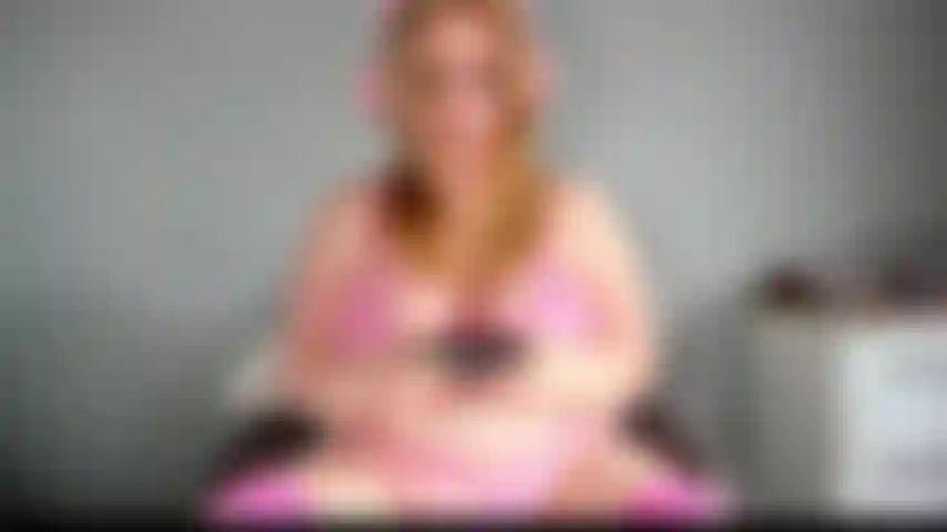 Julie_Bliss - 109 - garota gamer com tesão.