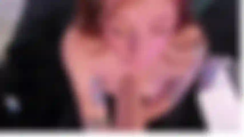 Você me obriga a engolir seu esperma.