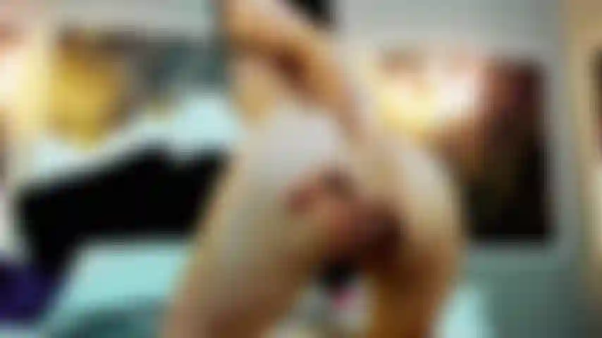 Elegance and an ass that Provokes