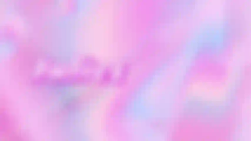 Peitos grandes naturais.