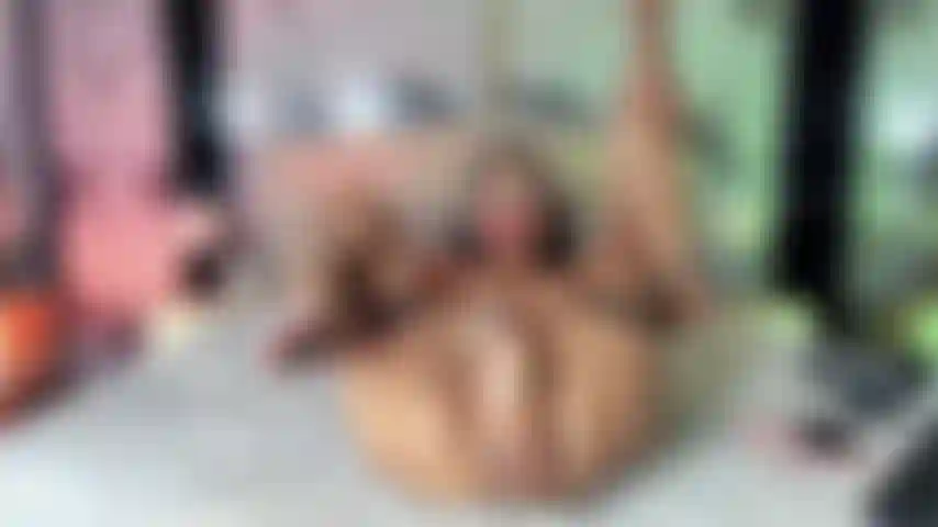 Que legal que você me fode na bunda.