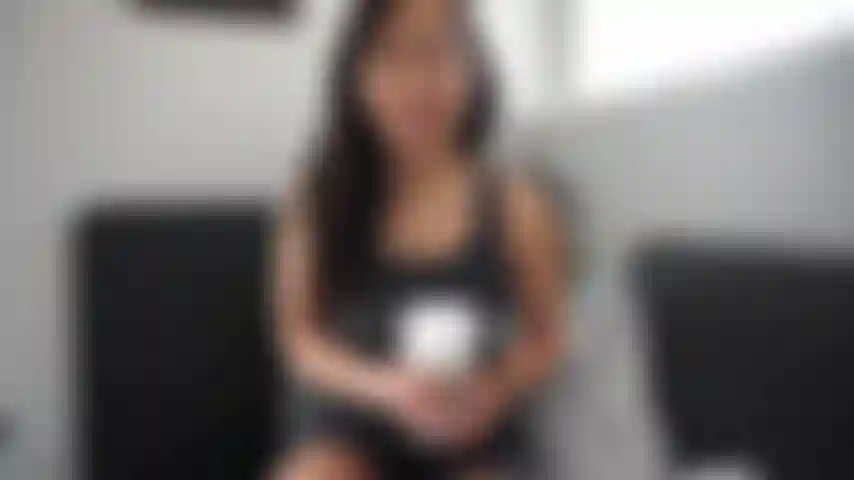 Streamer perde a virgindade.