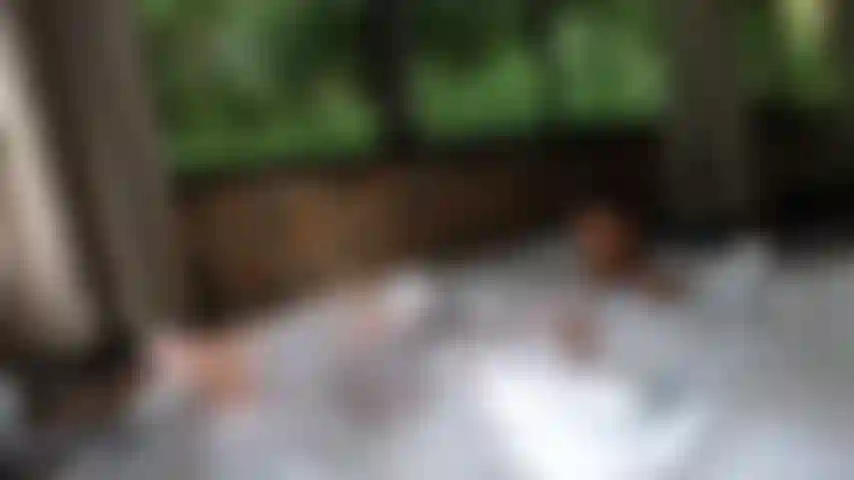 Banho de espuma impertinente.