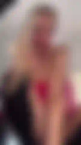 Im hot and hornywill you let me sit on your face please? X