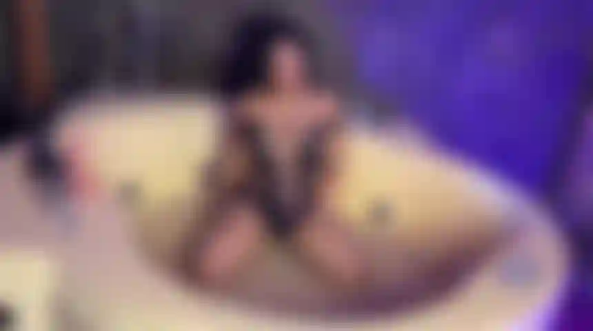 Latin girl burns in jacuzzi, while her pussy is wet from the burning pleasure, her exposed tits want to bounce on top of you, don't stay curious, turn the desire into reality...