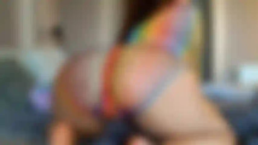 ass shaking