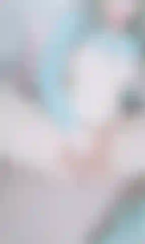 Buceta molhada dedilhando e gozando.