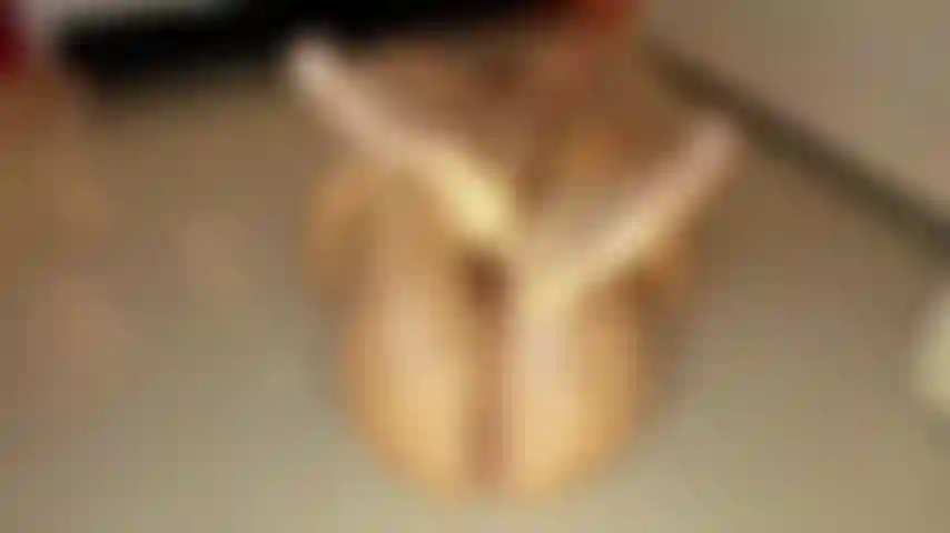 Óleo no meu corpo sexy.