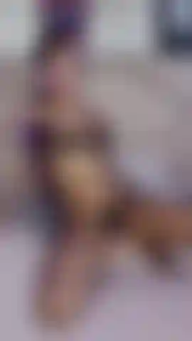 Ummmm sideways the thong love