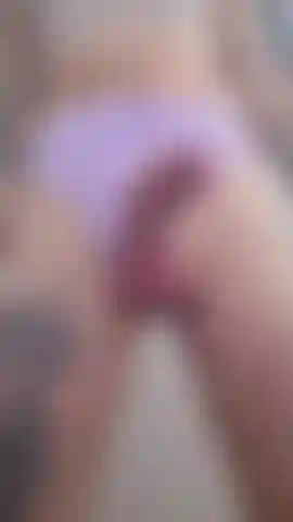 Só meu pau grande e grosso gozando muito.
