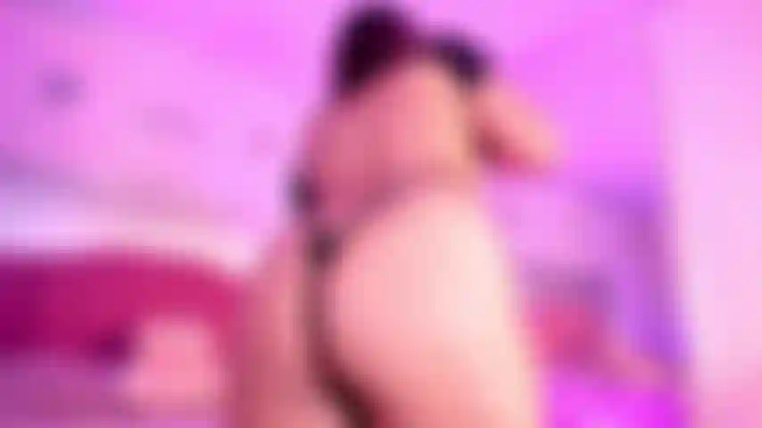 Coloque seu rosto entre minha bunda.