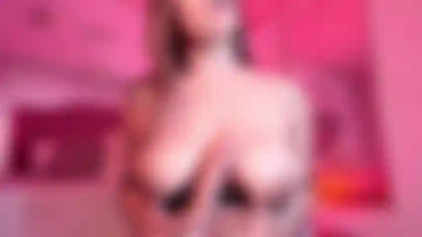 Quero seu pau nos meus peitos.