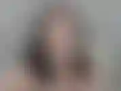 Masturbação com vibrador realmente curto.