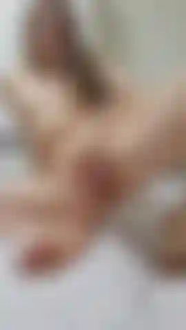 Incrível brincando de bucetinha!