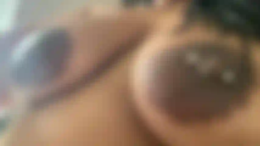 Quer ver meus peitos lambíveis?