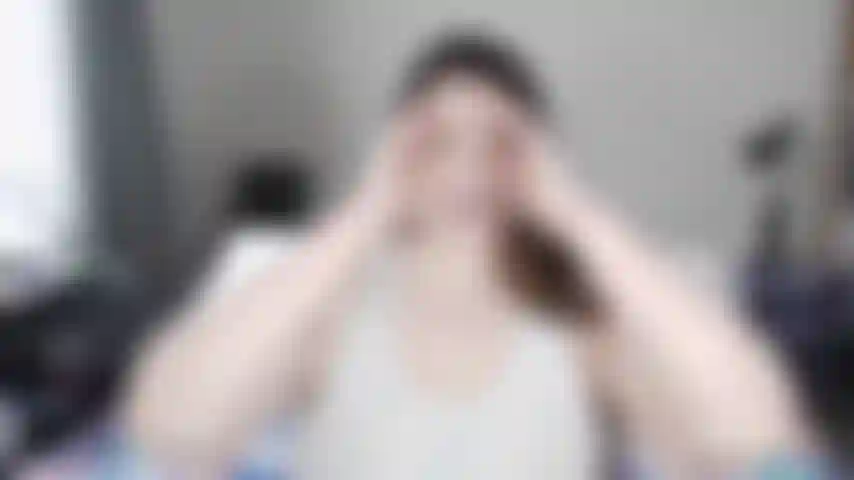 Os cheiros que meu corpo exala só ficam mais fortes à medida que avançamos. Sua língua dói para lamber todos os meus lugares peludos. Não perca nenhuma! Senão terei que te prender para que você me limpe direito.